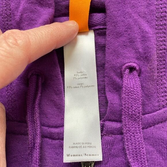 Lucy 1/4 Zip Light Pullover - Size Small - Picture 5 of 11